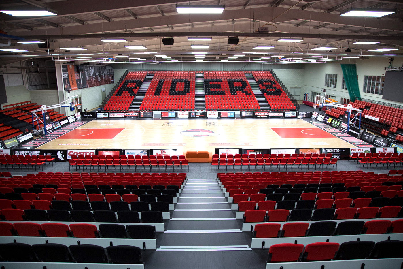 mattioli arena darts tickets